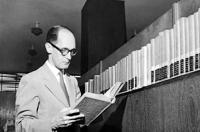 A poesia de Drummond em defesa da terra natal