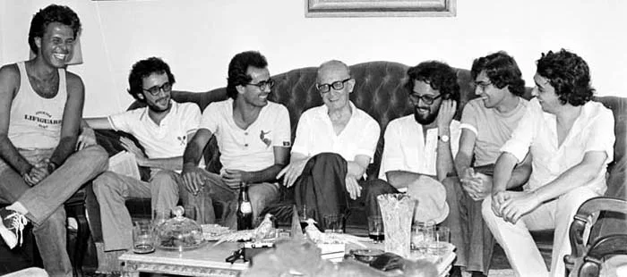 Visita ao poeta, em 1981, reforça parceria com O Cometa