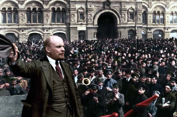 Lições da Revolução Socialista Russa