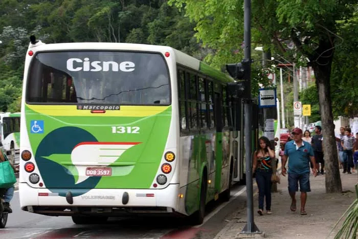 Pedido de aumento da passagem pela Cisne é exorbitante, diz vereador