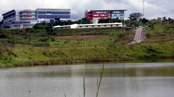 Crise na Unifei repercute na Câmara. Vereadores convidam reitor para dar explicações