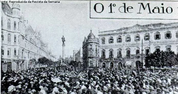 Dia do Trabalhador com o poeta itabirano