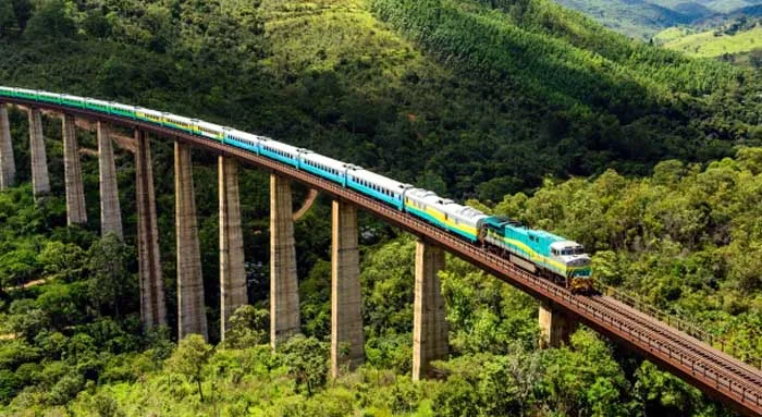 O Brasil é o único país do mundo onde predomina o caminhão em detrimento da ferrovia