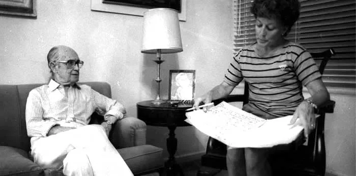Para não se esquecer de lembrar, a Cia. Itabirana de Teatro homenageia o poeta nos 31 anos de sua morte
