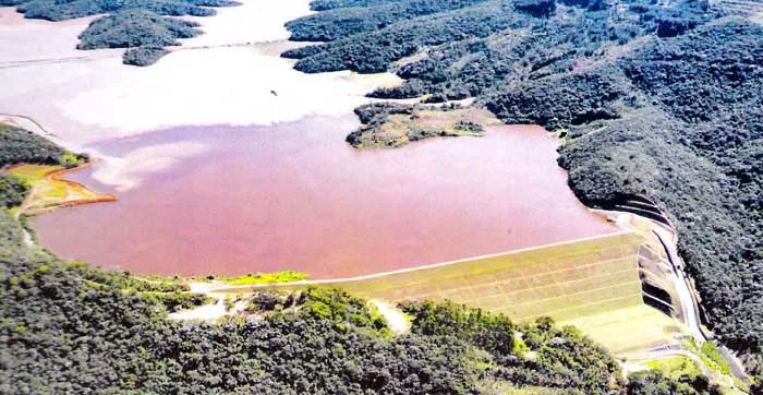 Empresa ganha direito de pesquisar rejeito na barragem do Itabiruçu para futura exploração