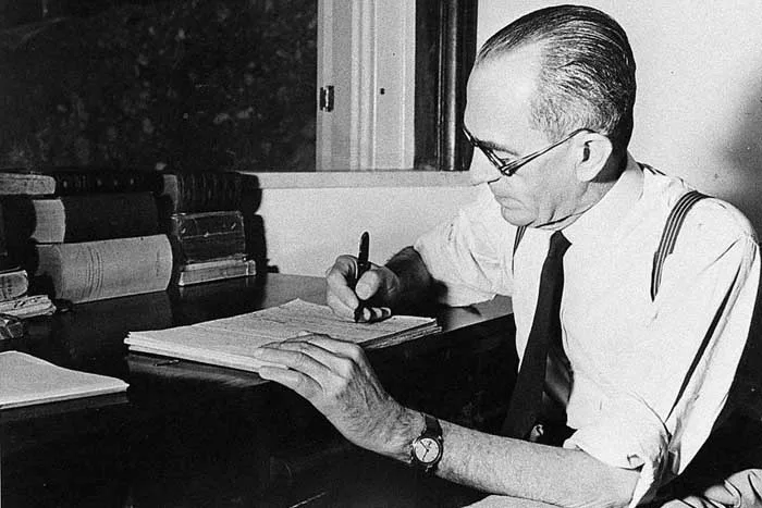 Filme de Sylvio Back sobre Graciliano Ramos será exibido no Memorial Drummond