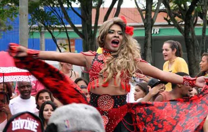 Itabira tem parada do orgulho LGBT+ programada para sexta-feira à noite na praça Acrísio de Alvarenga