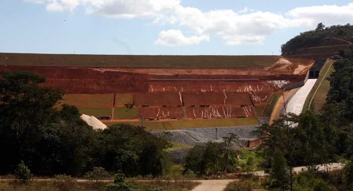 Vale retorna com as obras de alteamento da barragem Itabiruçu sem detalhar os motivos da paralisação