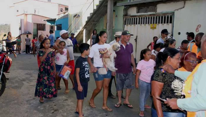 Na real, pelo simulado quase ninguém escaparia da lama se uma barragem rompesse de fato e não de ficção