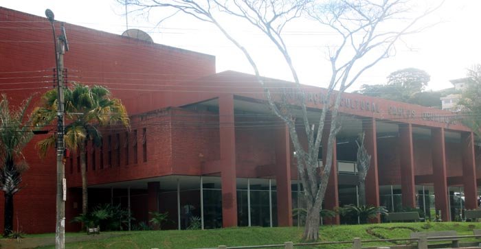 Artistas e produtores culturais reivindicam auxílio emergencial da Prefeitura. FCCDA oferece o programa de fomento Cultura todo Dia