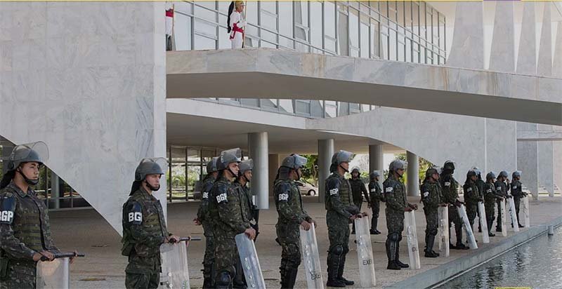 O buraco nas investigações sobre o ataque golpista é o papel do GSI e do Exército