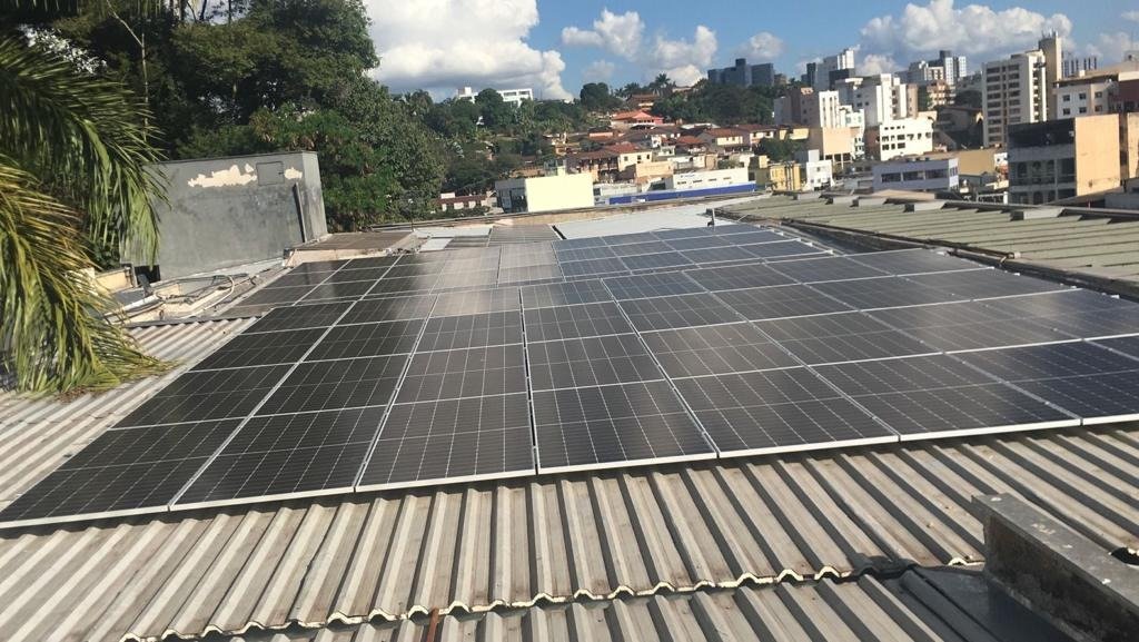 Com placas fotovoltaicas, Câmara de Itabira projeta economizar R$ 1,8 milhão em 25 anos com geração de energia que vem do Sol