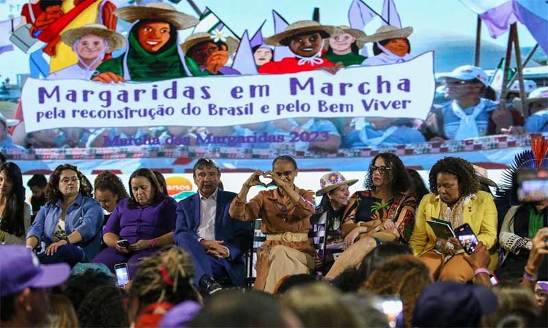 Marcha das Margaridas tem início em Brasília com o lema Pela reconstrução do Brasil e pelo bem viver