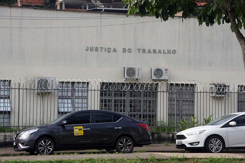 Pelas prerrogativas constitucionais da Justiça Trabalhista