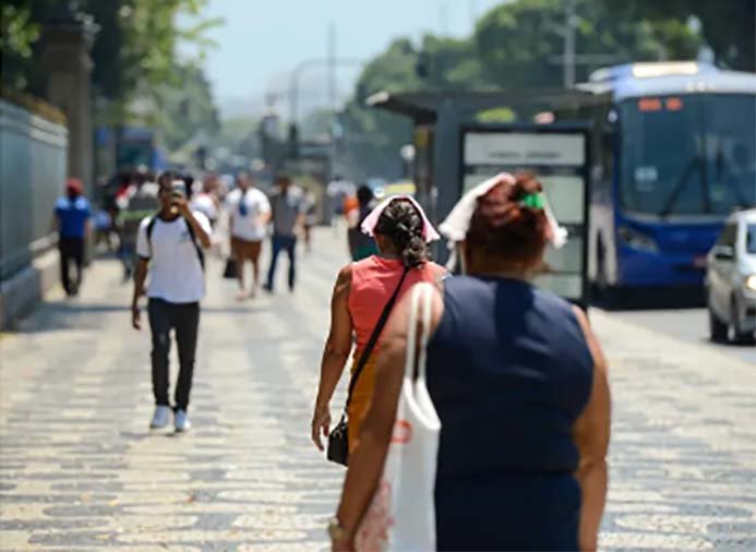Calor mata mais que chuva, mas tema ainda é raro na agenda de candidatos a prefeito