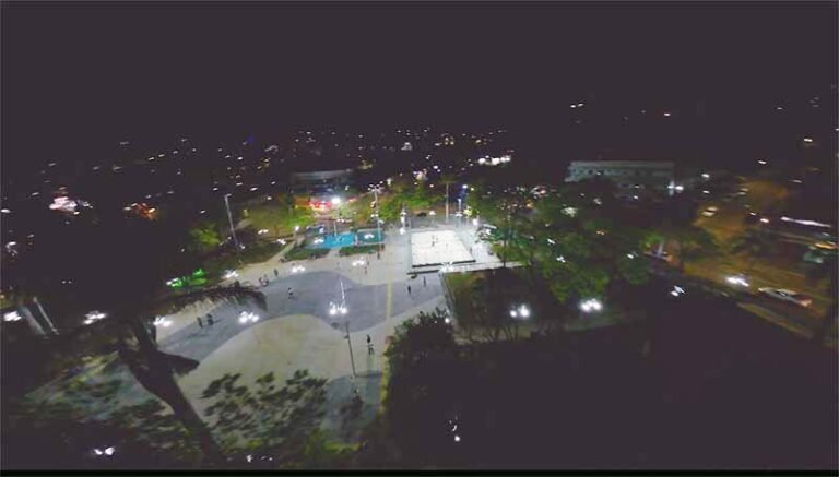 A praça Acrísio de Alvarenga era só de passagem, agora é do povo para diversão, esporte, arte e muitos encontros em Itabira