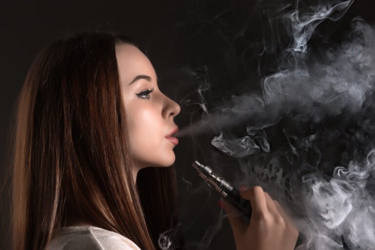 Suspensão de CNPJ pode ser ineficaz para conter venda ilegal de cigarros eletrônicos, proibidos pela Anvisa