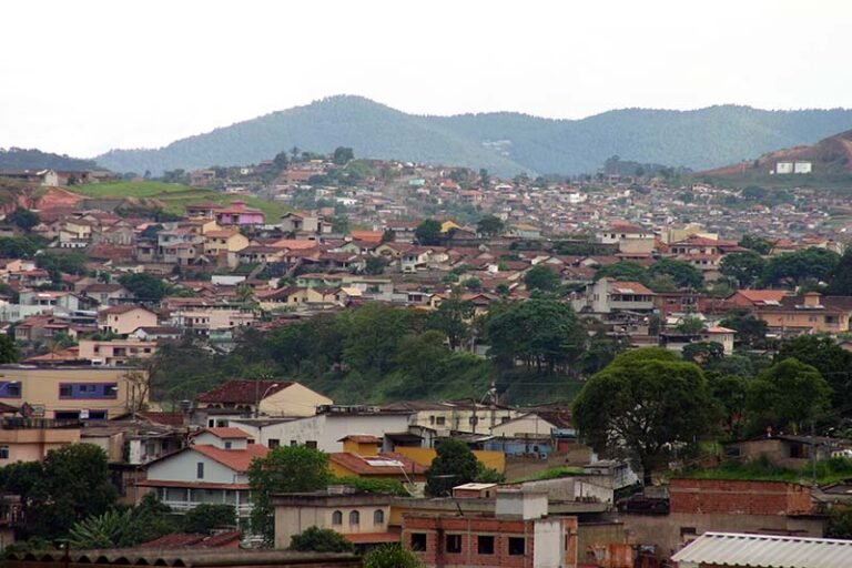 Defesa Civil de Itabira atualiza mapeamento das áreas de riscos e já planeja ações para mitigar impactos no período chuvoso