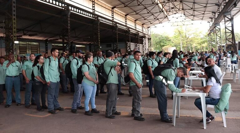 Trabalhadores da Vale em Itabira aprovam acordo coletivo com reajuste salarial acima da inflação, aumento do piso salarial, além de outras conquistas