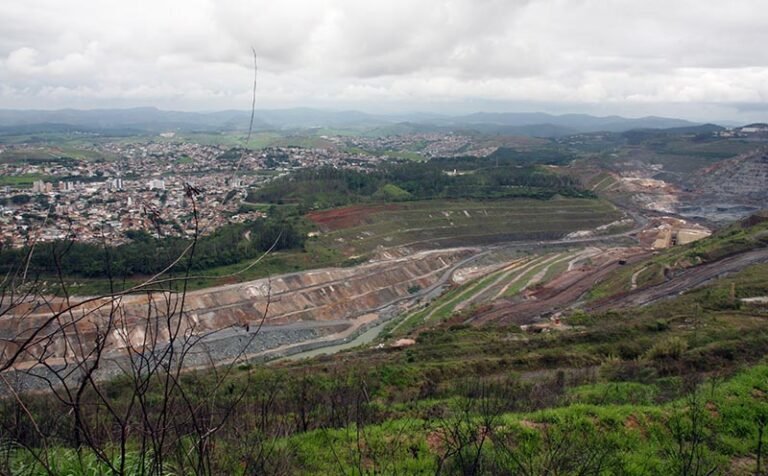 Vale detém 75,25% das outorgas de água em Itabira e deixa historicamente a cidade à míngua com apenas 19,18%