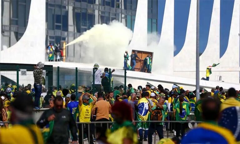 8 de Janeiro de 2023: o dia que quase abala a democracia brasileira