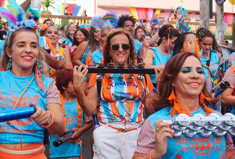 Resistência carnavalesca: bloco Altamente agita pré-carnaval de Itabira no Largo do Batistinha neste domingo (23)