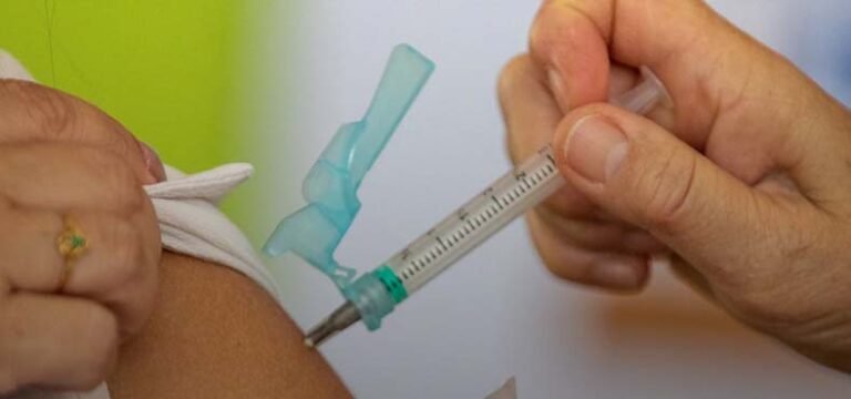 “Vencemos a covid, mas movimento antivacina é um problema hoje”, diz Margareth Dalcolmo