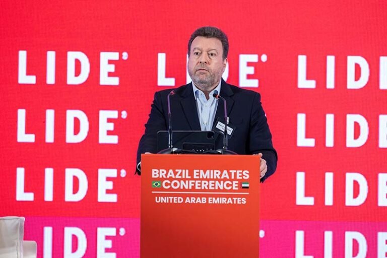 “Hubs no Oriente Médio são o futuro do aço verde, utilizando o minério de alta qualidade produzido no Brasil”, afirma o vice-presidente da Vale