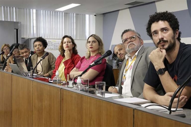 Arrecadação da Cfem sem fiscalização pode lesar os municípios minerados, diz conselheiro do Codema na audiência da ALMG