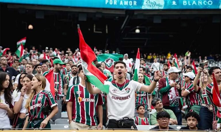 Quando a bola gira, o mundo gira com ela, enquanto o futebol brasileiro tenta não perder o compasso