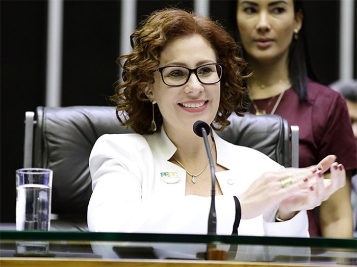 Zambelli presa na Itália: por que ela pode não voltar ao Brasil tão cedo