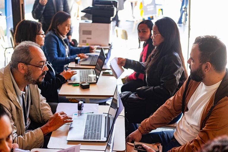 Com mais de 1.500 participantes, 1ª Feira de Emprego movimenta o mercado de trabalho em Itabira com oferta de mais de 600 vagas