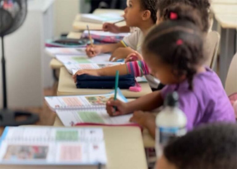 Itabira melhora alfabetização na idade certa, mas ainda não atinge meta nacional