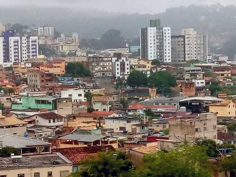 Itabira está entre as cidades mais competitivas do Brasil, segundo o CLP, mas enfrenta desafios em saúde, educação e economia