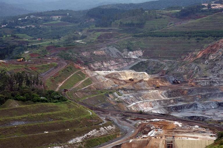 Mineradoras, poder público e sociedade: a hora de se reinventar