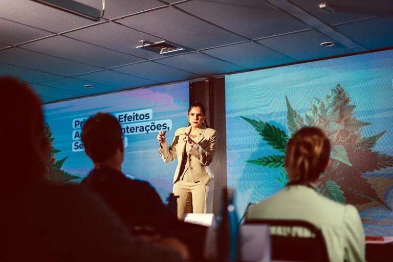 Primeira honraria militar na área da cannabis: médica mineira vai ser condecorada por inovação científica internacional