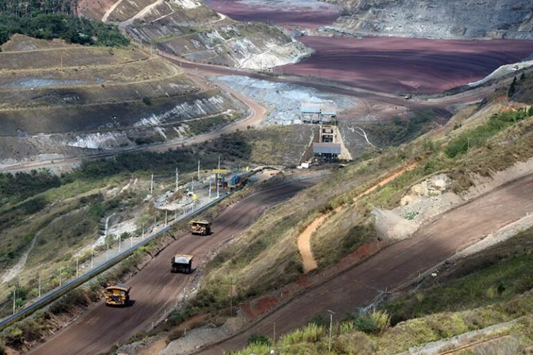 Mineração, método e território
