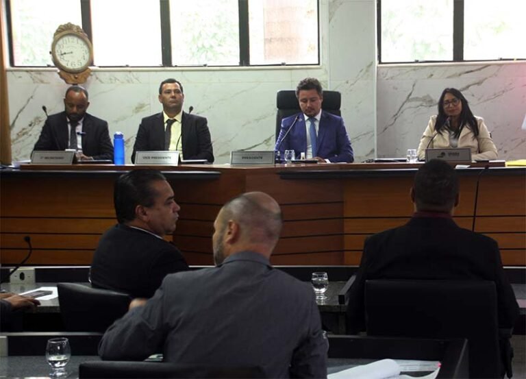 Vereadores repercutem vinda de Lula a Itabira e devem pedir até vinda de fábrica de carros elétricos para se instalar na cidade