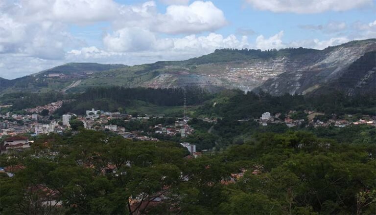 E.M Foco apresenta Itabira como cidade com qualidade para se viver e visitar, mas recomenda-se um olhar crítico, não ufanista