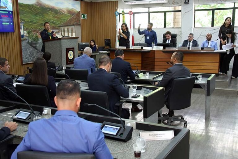 Sem respaldo na lei, vereador Didi Caldo de Cana propõe reserva de mercado para empresas de Itabira nas licitações da Prefeitura