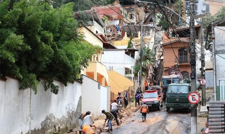Buscas em Juiz de Fora estão encerradas; moradores seguem fora de casa