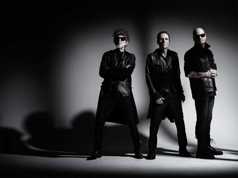 Titãs celebram 40 anos de “Cabeça Dinossauro” com turnê pelo Brasil, e confirma data em BH, no dia 25 de abril, no BeFly Hall