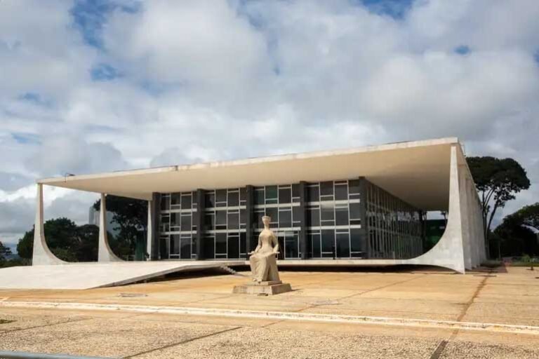Coalizão de organizações da sociedade civil de combate aos supersalários alerta para multiplicação de penduricalhos