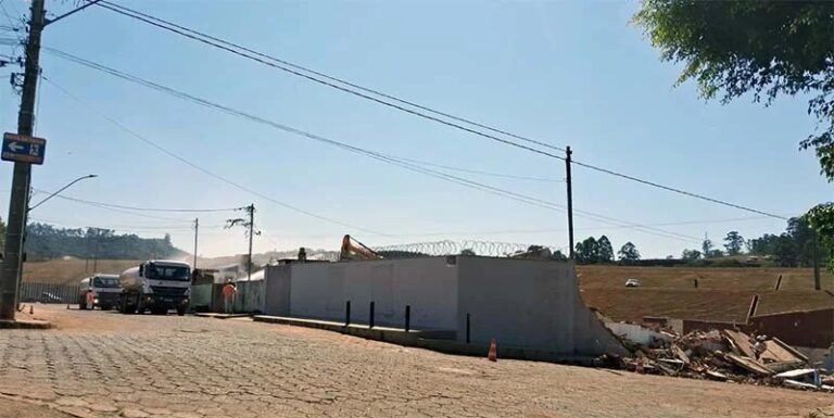 Multa de R$ 604,3 mil por desmonte de casas no Bela Vista e descarte irregular de resíduos pela Vale é mantida pelo Codema