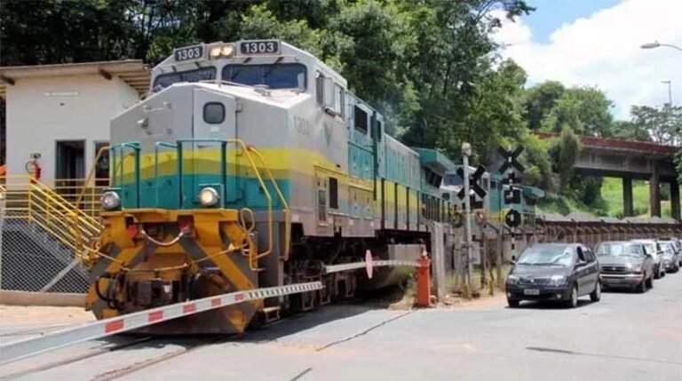 Desativação de trecho ferroviário com passagens de nível, em Itabira, abre espaço para parques lineares, mas projeto não sai do papel