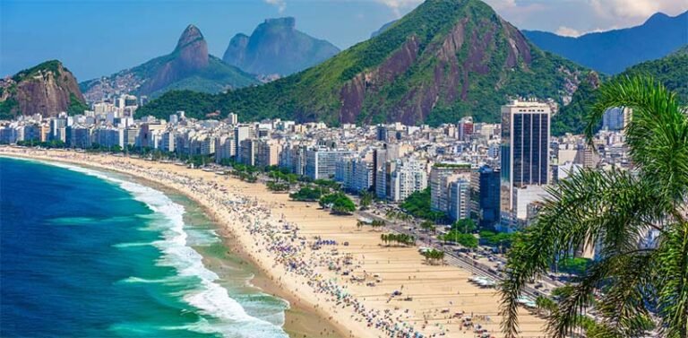 No Rio de Janeiro, seminário na 26ª Conferência Internacional sobre AIDS defende acesso imediato ao lenacapavir e quebra de monopólio
