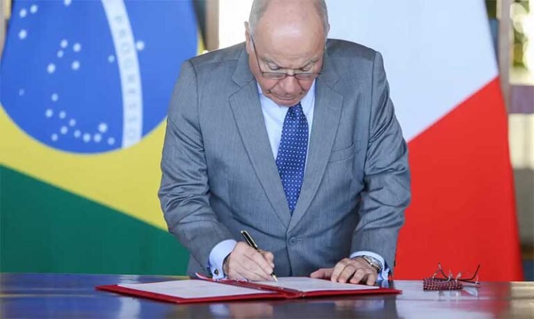 Itamaraty alerta para risco de EUA usar força militar no Brasil