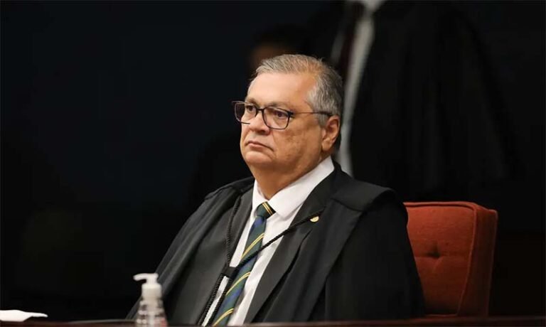 Dino autoriza PF a acessar investigação sobre produtora do Dark Horse