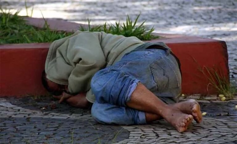 Diferentemente das políticas higienistas de outras cidades, Ação Social de Itabira diz adotar atendimento contínuo e integrado à população em situação de rua