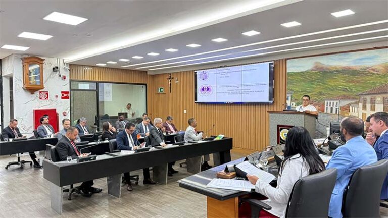 Bernardo Rosa anuncia que vai apresentar projeto que dispensa renovação periódica de laudos para pessoas com doenças raras